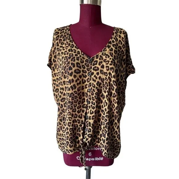Torrid LEOPARD CHALLIS TIE FRONT MIDI DOLMAN TOP Size 2X - Picture 8 of 10